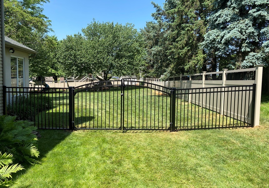 Hawk Valley Fencing Aluminum Fence
